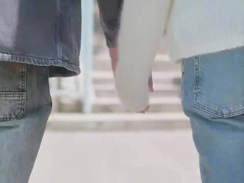 那默默做个透明爱人好不好，期待MV
