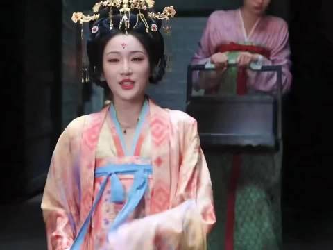 孟廷辉和蒋美儿，看起来是命中宿敌，其实是相爱相杀恨海情天吧