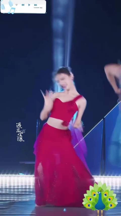 金晨跳舞轻盈有力,核心控制赏心悦目