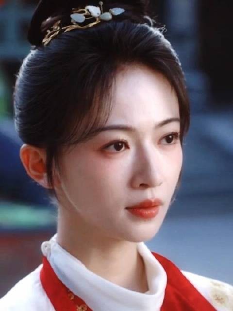 胆敢冒犯孟大人，这是在拿性命开玩笑吗？御廷谣吴谨言当街处决恶人