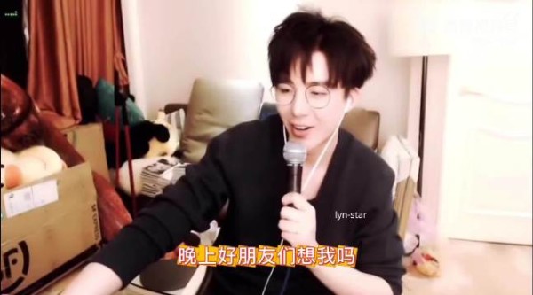 刘宇宁:“朋友们,晚上好,想我吗?”