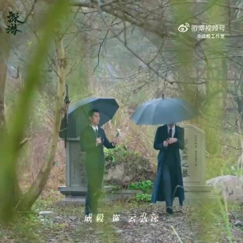 成毅在深潜中情绪细节处理到位，状态切换自然展现内心挣扎