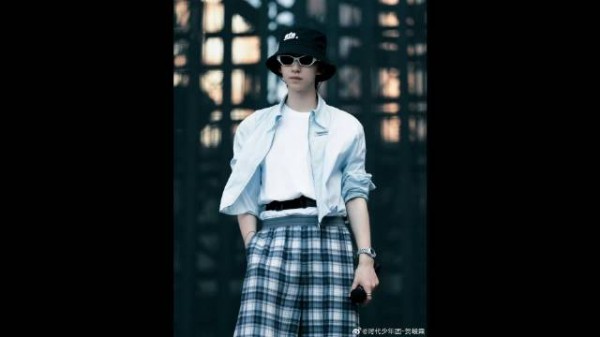 贺峻霖发演唱会彩排照片贺峻霖演唱会彩排