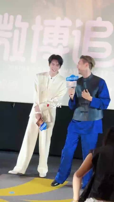 曾舜晞陈伟霆九门微博追剧团说话需中译中