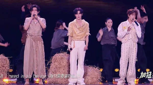丁程鑫 宋亚轩 贺峻霖合唱《麦子》舞台，好听的 时代少年团节目单