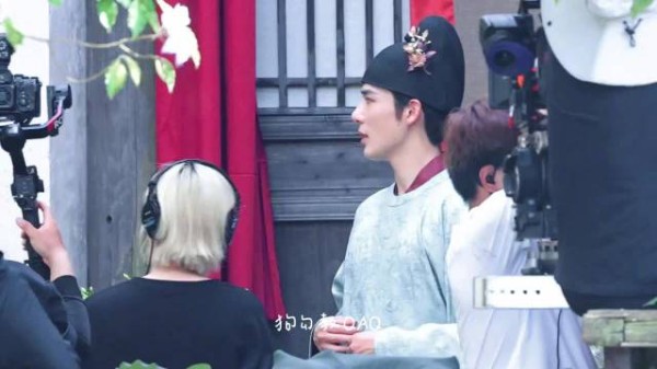 王安宇簪花造型路透，古文簪花俊儿郎具象化