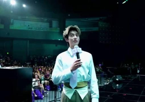 王鹤棣见面会直播观看破1500万,期待待播剧咸鱼飞升