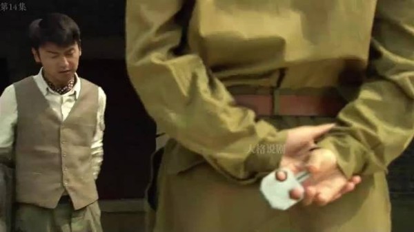 男人耍阴招使用暗器 结果被打得连医药费都交不起