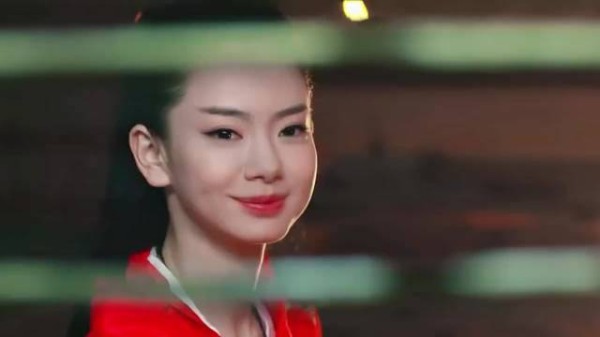 “她怎么对谁好,谁就背叛她啊”