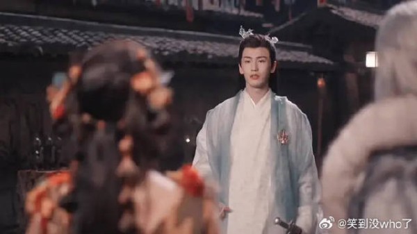 原来早在七时吉祥预告里就已经告诉我们长珩的结局了