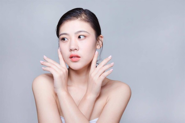 男人身上有这三个迹象就离了吧，别再耗着了