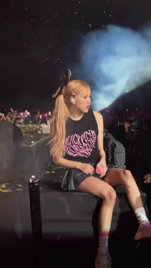 朴彩英Rosé 演唱会名场面，饭拍
