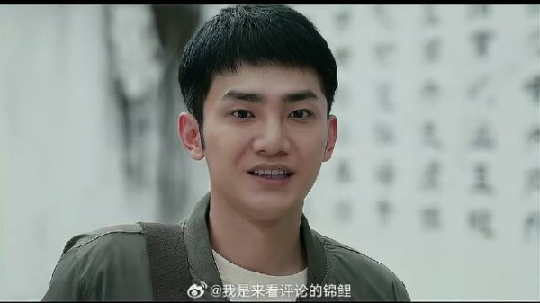 母亲带女儿重游与丈夫的定情处，竟遇到了女儿心上人