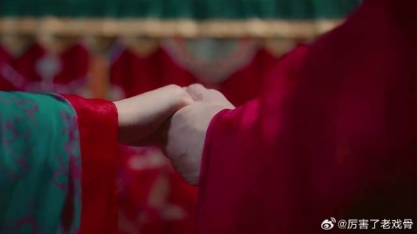 颜南星后悔结婚 江心白霸气牵手,画面太甜