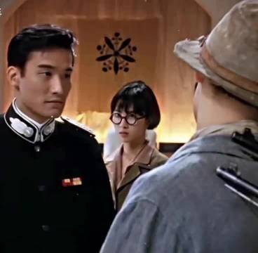 梁家辉怎么忍住不笑的