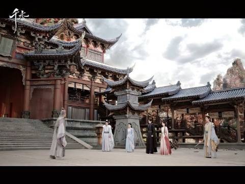 旧日回忆成为制胜一击 鞠婧祎 雷修远 姜黎非