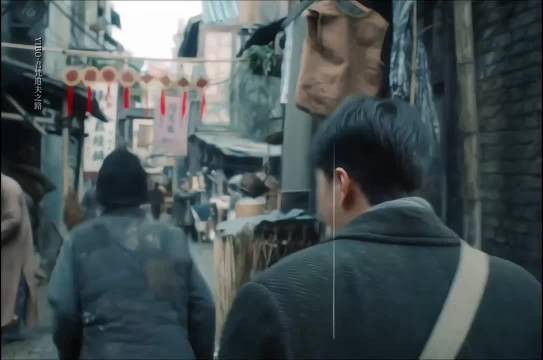 即使前方没有现成的路，也挡不住你走出自己的方向