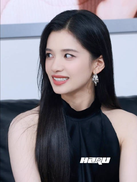 女神的香气就这样迎面而来 好美啊婧仪