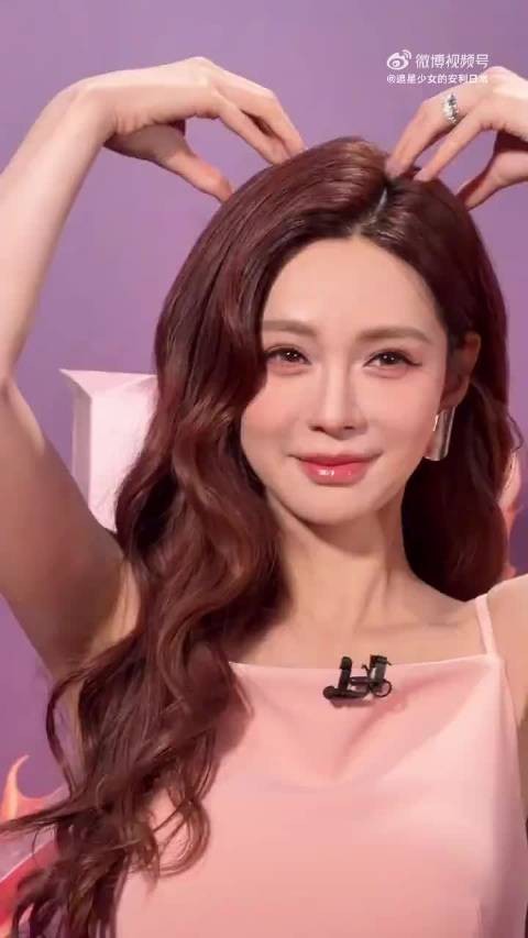 裙子负责美,丑鞋负责稳