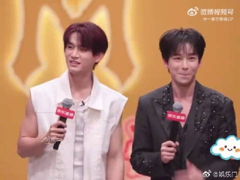 别人哥哥帅气登场，彭昱畅姚琛登场直接开启相声模式，笑麻了家人们
