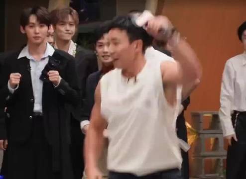刘畊宏居然在披哥带着其他的哥哥们跳操了