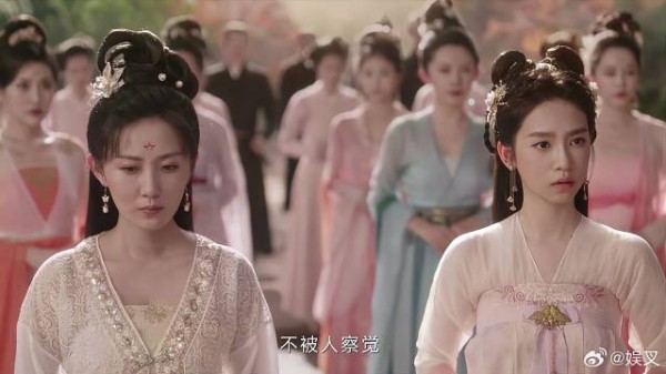李莲花找到杀人凶器 下秒一番话,美女们脸色大变