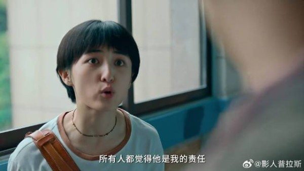 姐姐偶遇车祸肇事司机 下秒直接当面质问，真是帅炸了