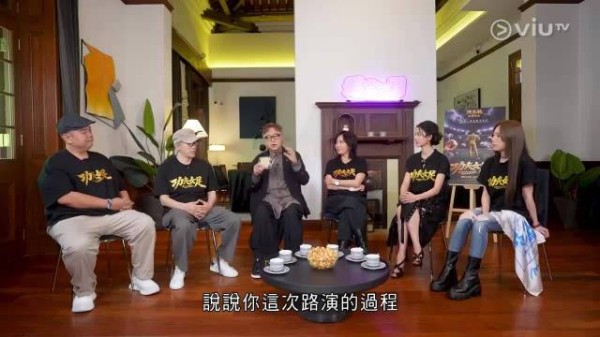 周星驰路演被粉丝感动泪目,直言非常感动和温暖