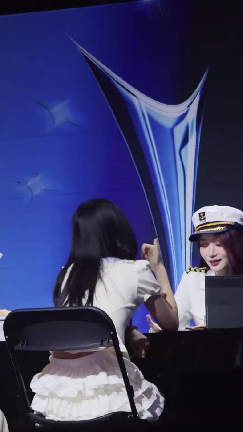 诗情画奕就是对方的唯一 稳稳的幸福中