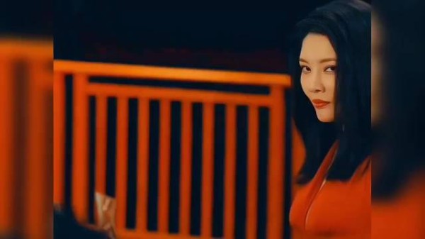徐冬冬近照状态逆生长，少女感拉满