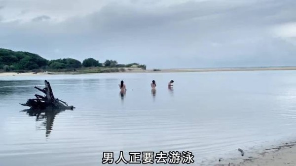 男人去森林里隐居,没想到遇到了梦中女神!