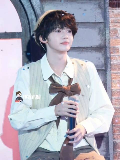 张奕然《如果可以》舞台直拍来啦，好听哭！