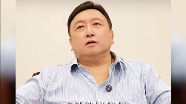 梁家辉和王晶竟然是表兄弟？长得太两模两样了