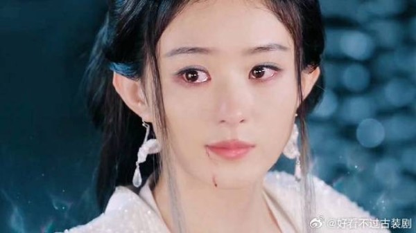 碎梦仙君自愿化为星辰一了百了，而让她放下执念的竟是饕煞