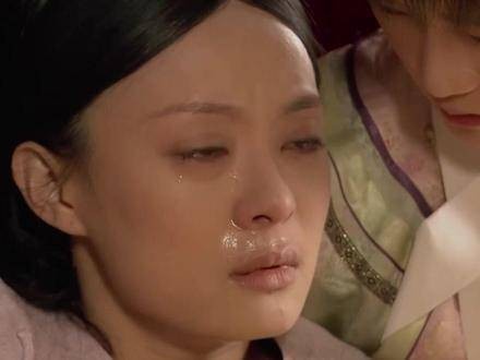 甄嬛首度小产,堪称后宫巅峰对决
