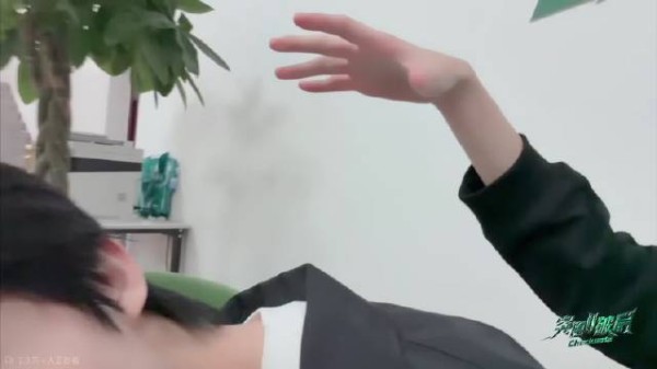心情不好的看完这段也不能不好了，我家两位开心果，我真的笑死了