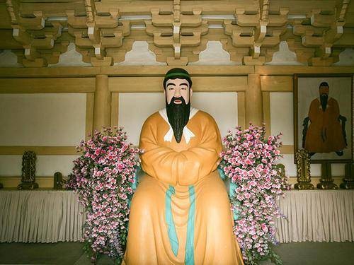 为证明孔子是韩国人，韩国学者拿出3大铁证！中方仅用两字回复