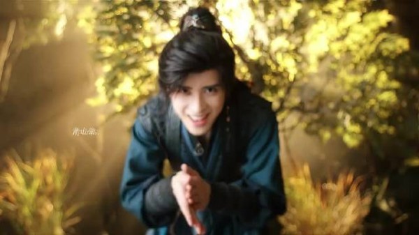 《师兄太稳健》轻喜剧获赞，敖瑞鹏演绎李长寿意犹未尽