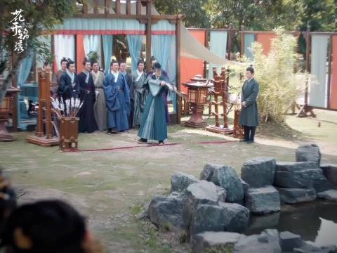花开锦绣吃席片段，男席女席各怀心思宛如鸿门宴