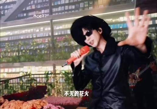 刘宇宁给自己挖坑，弹幕平手三首全唱后悔