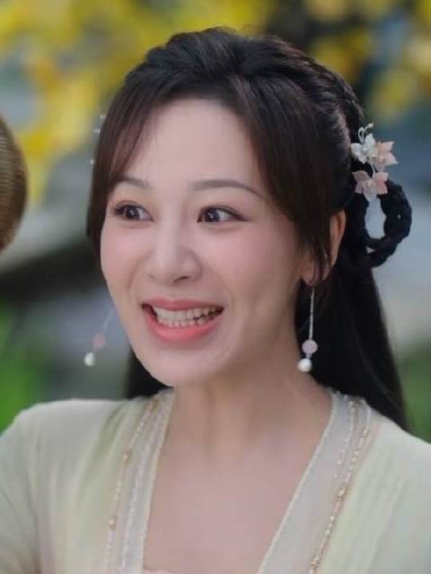 紫麟就是被应渊和颜淡来回翻的小乌龟！