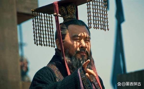 曹操建设王霸事业的同时，引领创立了建安文学，其目的意义何在