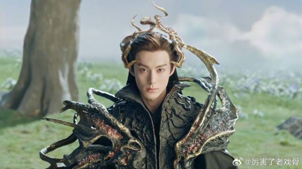 魔尊一人独面凶神 想要金身？那就凭本事来拿！