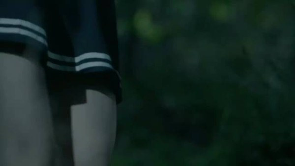 女孩回家的路上，不料被坏人骗上车！爱情片