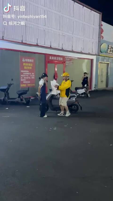 这一定是摆拍吧