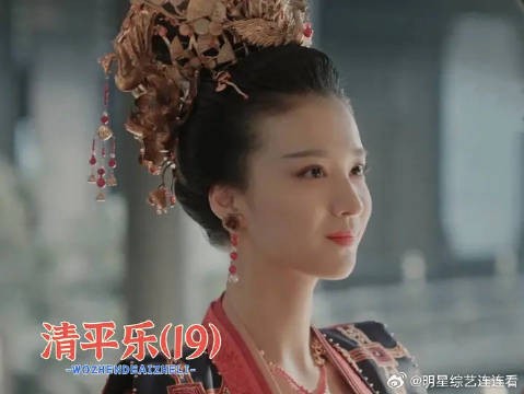 张妼晗为了给大伯讨要官职，不惜向赵祯主动示好，以身相许