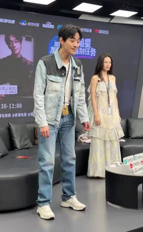 郑云龙唱心愿便利贴，画风心酸节目效果十足