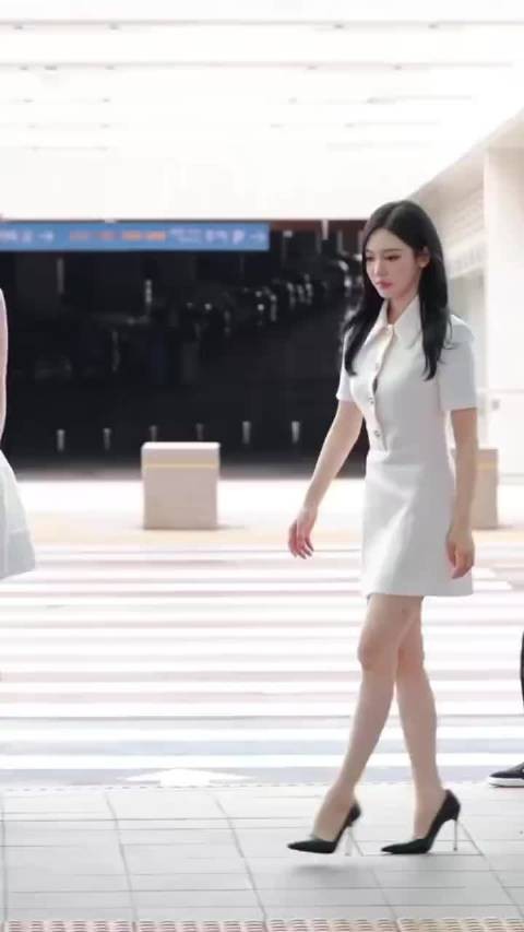 宁艺卓 × Gucci