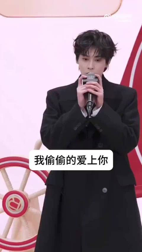 田栩宁要出专辑了,来欣赏他的唱功如何?