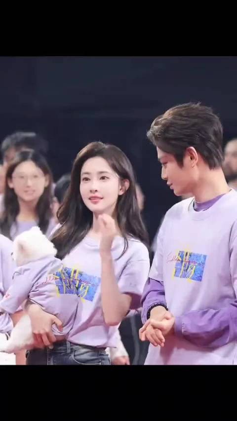 孟子义《爱在无尽夏》郝念，狗狗也参加了开机仪式！